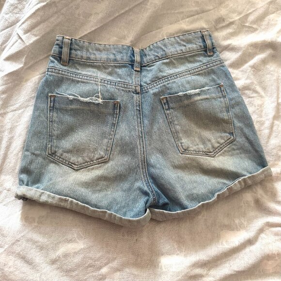 🌀 ASOS High-Waisted Mom Denim Shorts, Cuffed Light Wash | US 4 - Picture 2 of 4